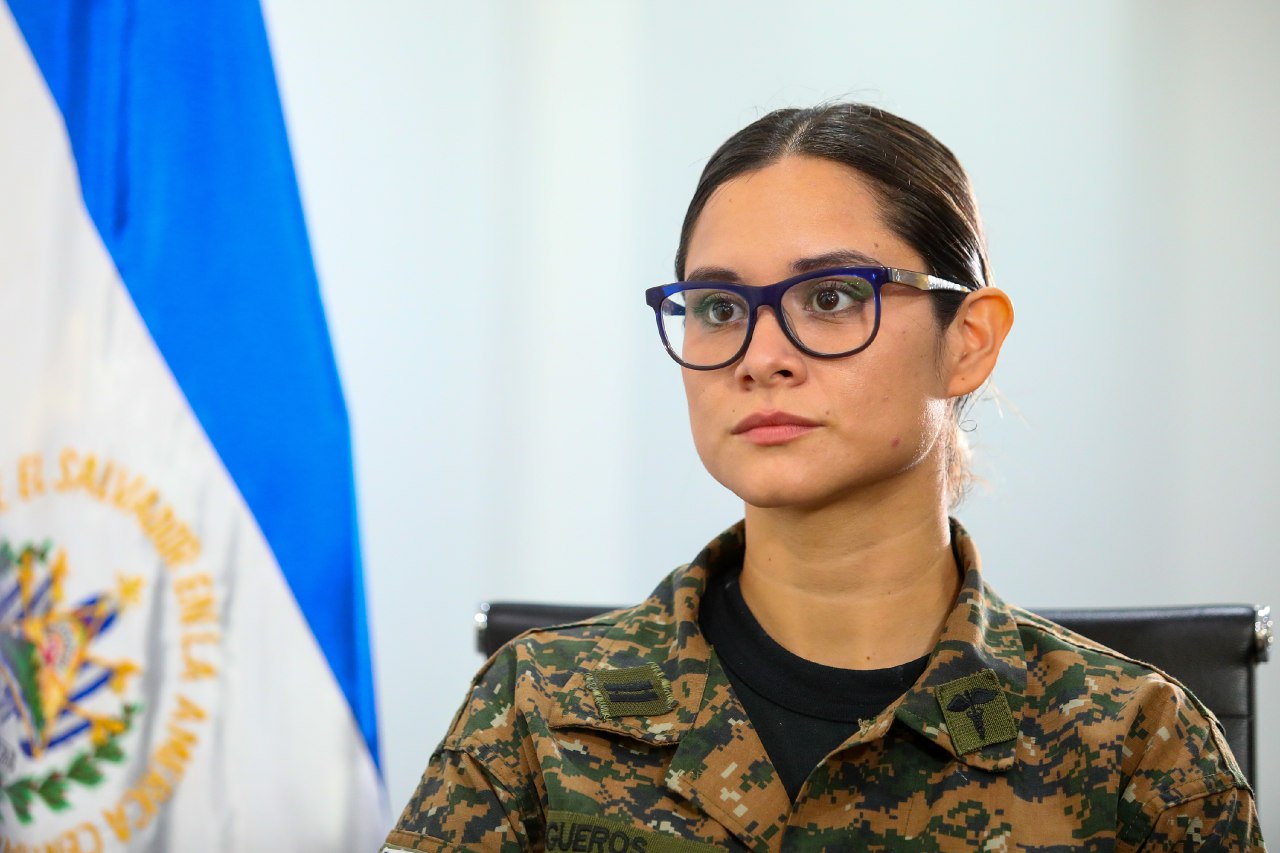 Teniente Trigueros: “Es un privilegio colaborar con los salvadoreños en el plan de vacunación antiCOVID19” teniente-trigueros-es-un-privilegio-colaborar-con-los-salvadorenos-en-el-plan-de-vacunacion-anticovid19